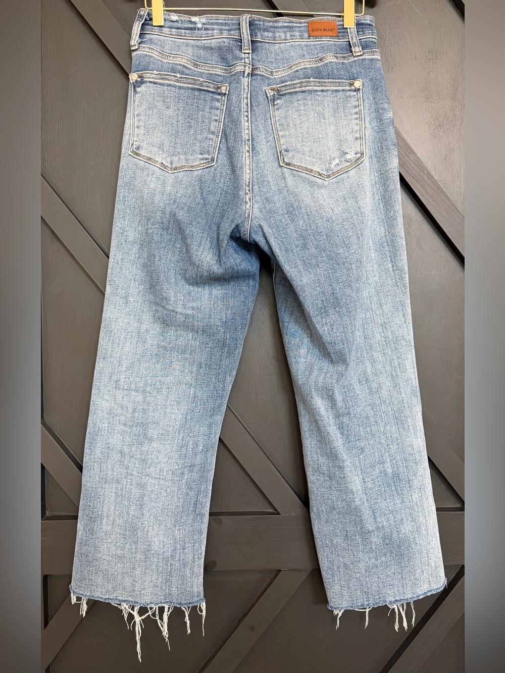 Judy Blue Wide Leg Crop Distressed Jeans, Size 5/27 (US 6) - Picture 7 of 10